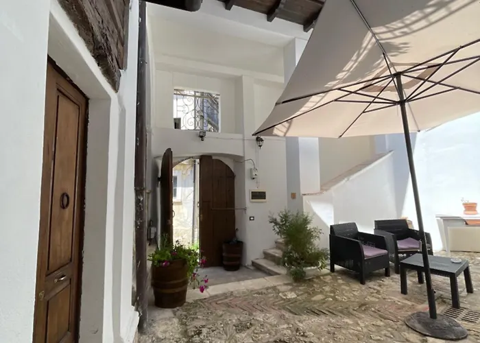 Piazzetta Del Forno - Monolocale Con Soppalco *